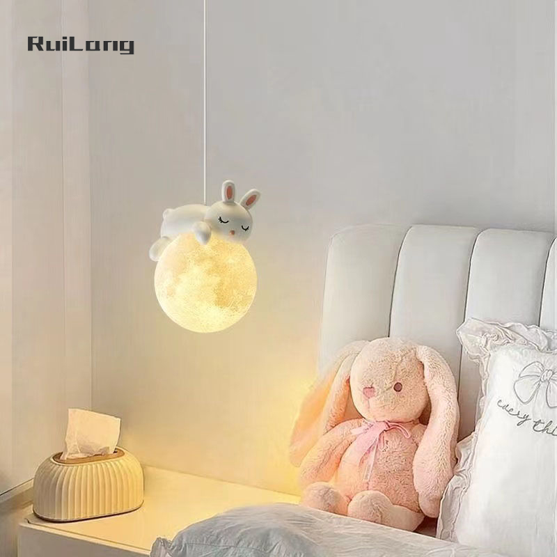 Cartoon Rabbit Moon Chandelier - Baby Nursery Chandelier 评论和价格