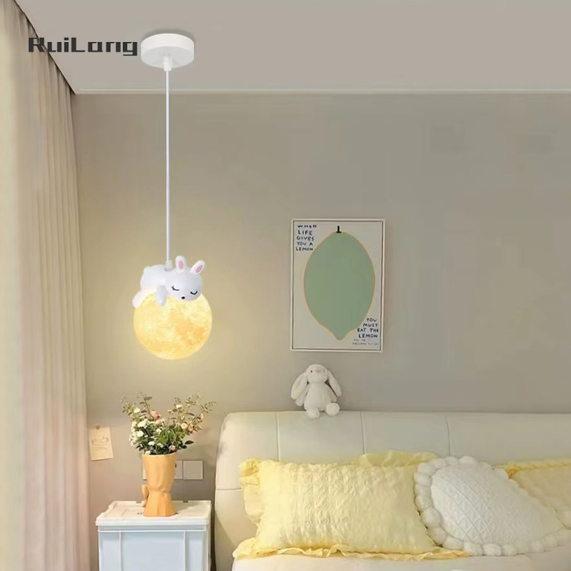 Cartoon Rabbit Moon Chandelier - Baby Nursery Chandelier 评论和价格