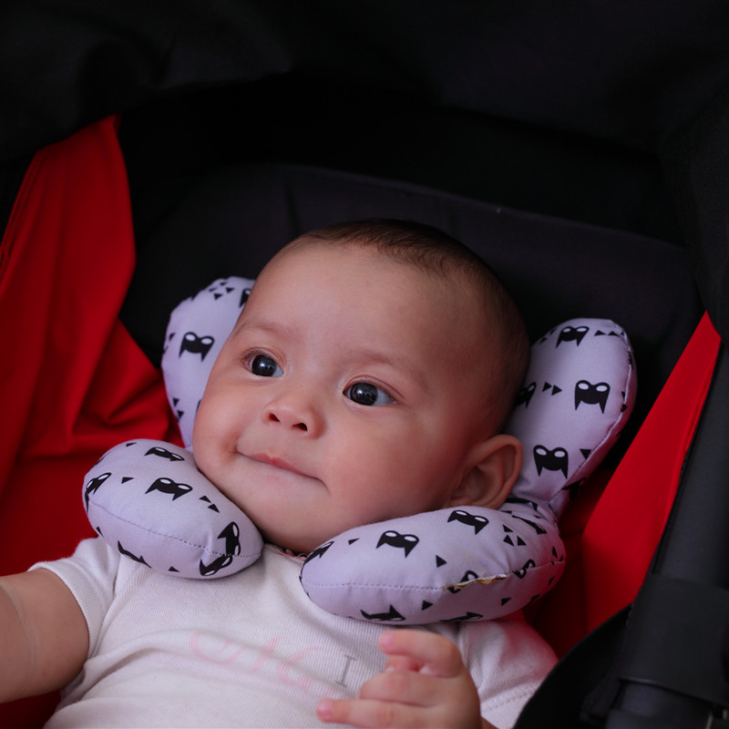 Baby Breastfeeding To Sit Pill - Baby Nursery Pillow 评论和价格