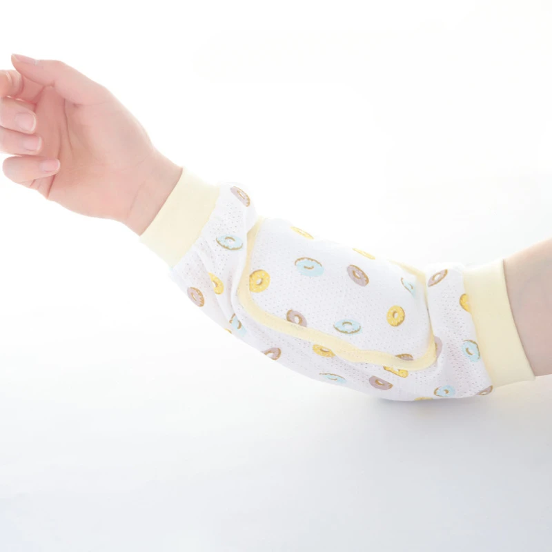 Sleeves for Summer Breastfeedi - Baby Nursery Pillow 评论和价格