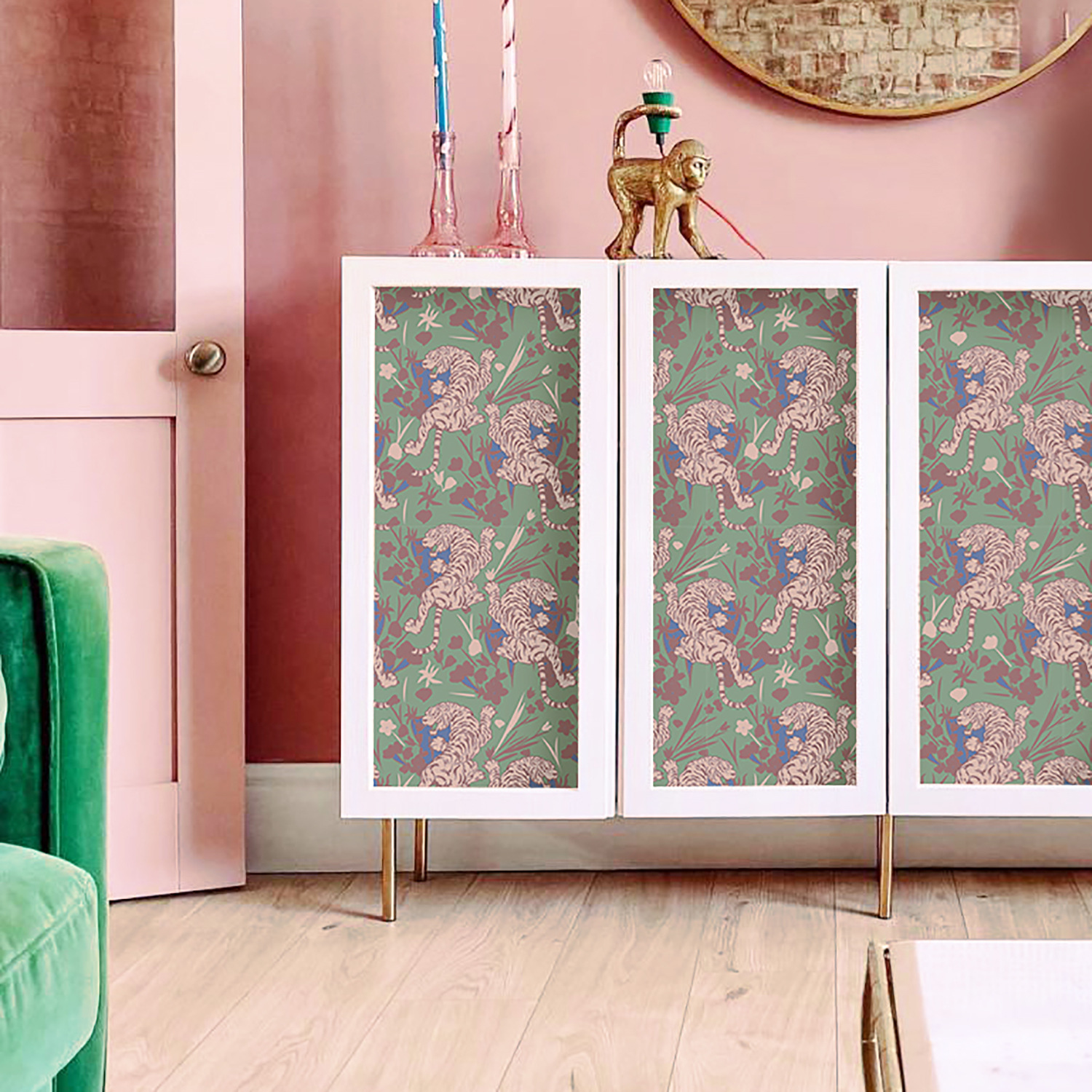 Woodland Tiger Peel and Stick  - Baby Nursery Peel And Stick Wallpaper 评论和价格